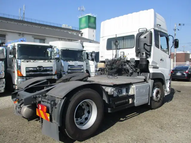 日産UD クオン 大型 トラクター ハイルーフ 1デフの中古トラック画像4