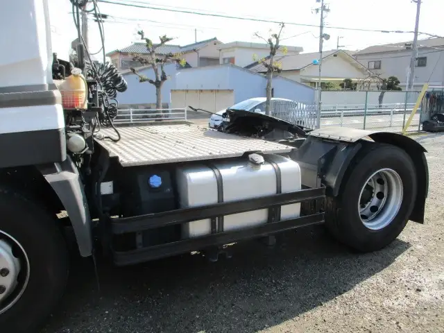 日産UD クオン 大型 トラクター ハイルーフ 1デフの中古トラック画像像17