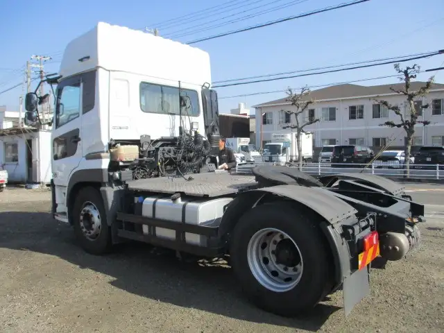 日産UD クオン 大型 トラクター ハイルーフ 1デフの中古トラック画像6