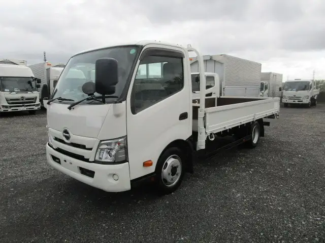 日野 デュトロ 小型 平ボディ 2RG-XZU710M R2 の中古トラック【車両No.197639】