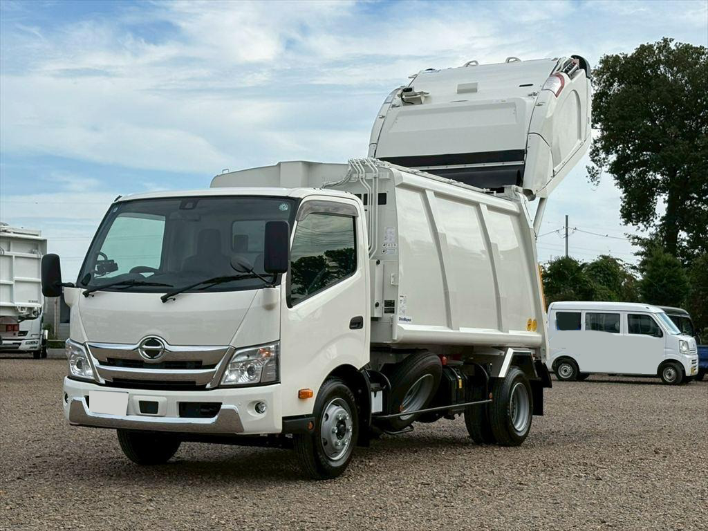 日野 デュトロ 小型 パッカー車