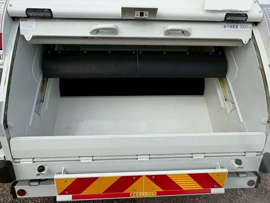 日野 デュトロ 小型 パッカー車 プレス式 2KG-XZU710Mの中古トラック画像6