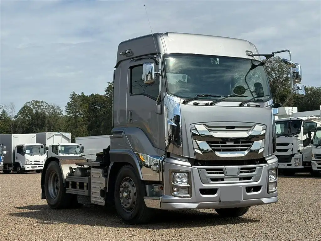 いすゞ ギガ 大型 トラクター ハイルーフ 1デフの中古トラック画像3