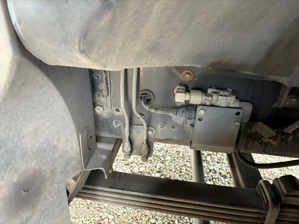 いすゞ ギガ 大型 トラクター ハイルーフ 1デフの中古トラック画像像17