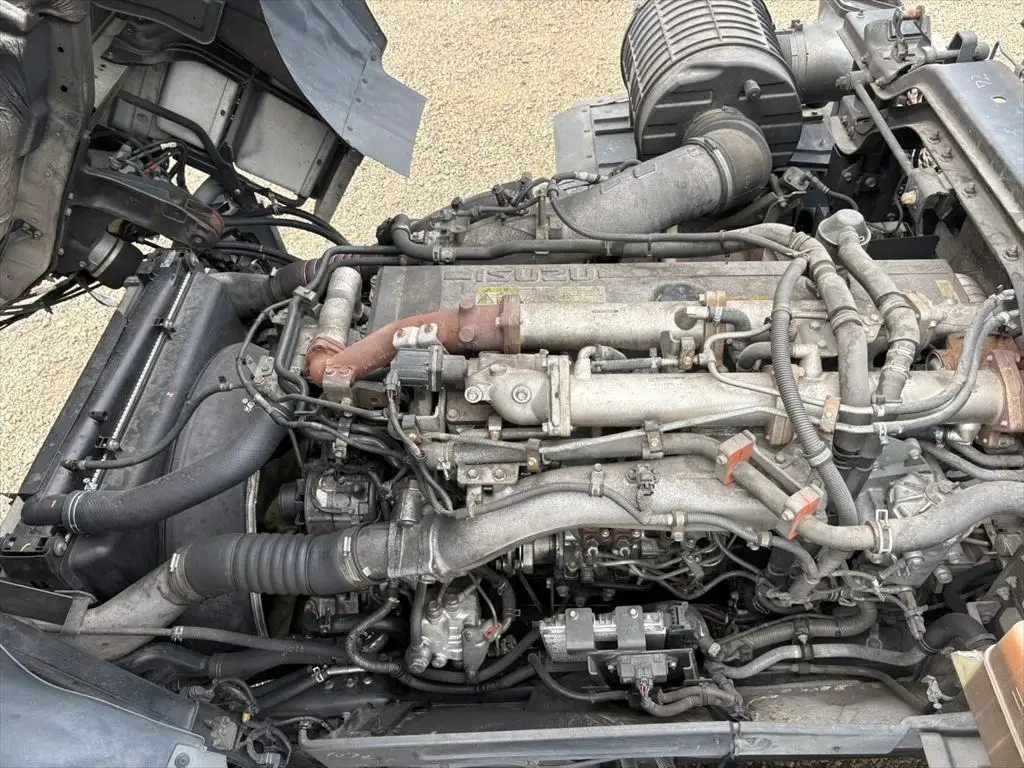 いすゞ ギガ 大型 トラクター ハイルーフ 1デフの中古トラック画像20