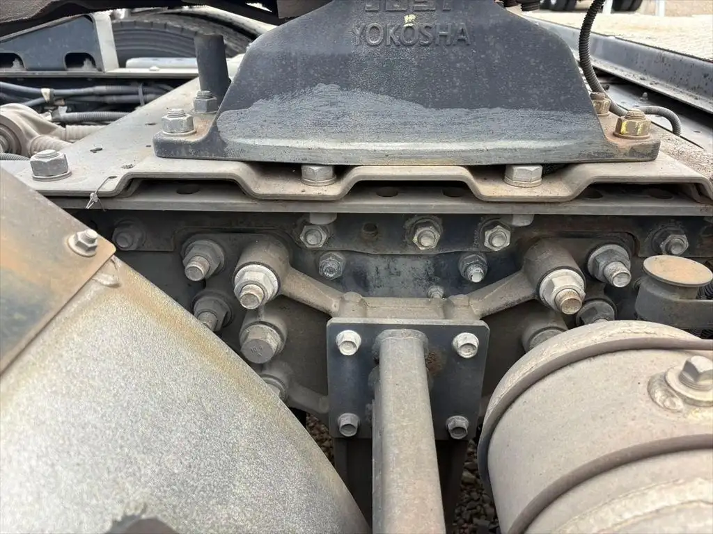 いすゞ ギガ 大型 トラクター ハイルーフ 1デフの中古トラック画像18