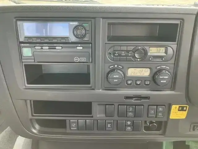 いすゞ ギガ 大型 トラクター ハイルーフ 1デフの中古トラック画像14