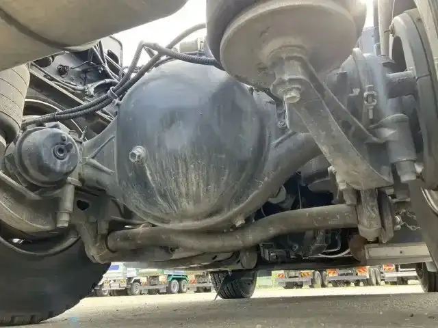 いすゞ ギガ 大型 トラクター ハイルーフ 1デフの中古トラック画像像17