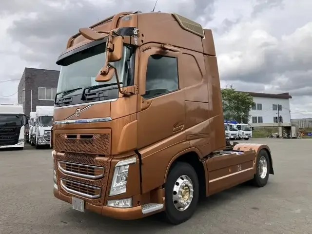 ボルボ トラック 大型 トラクター