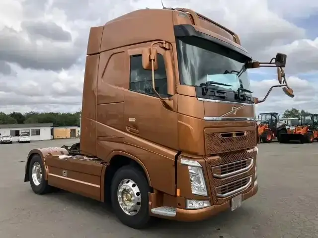 ボルボ トラック 大型 トラクター ハイルーフ 1デフの中古トラック画像2