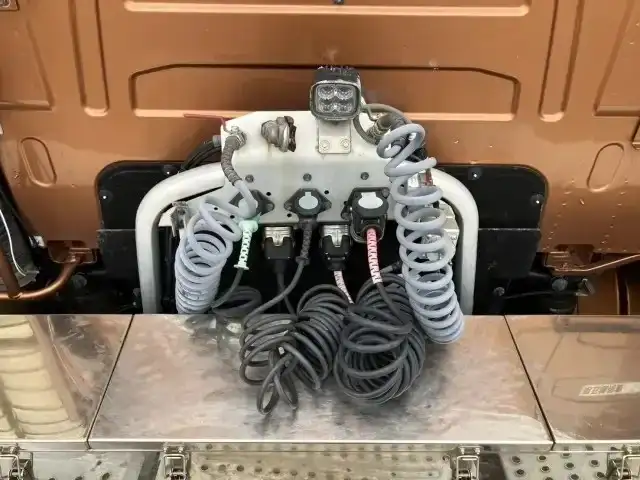 ボルボ トラック 大型 トラクター ハイルーフ 1デフの中古トラック画像6