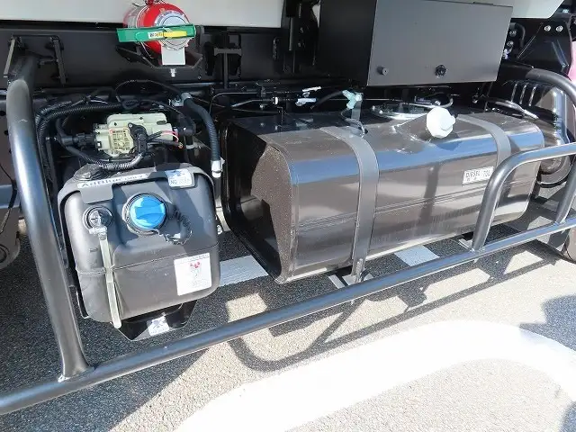 三菱 キャンター 小型 パッカー車 巻き込み式 2RG-FEAV0の中古トラック画像18