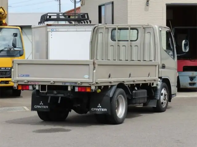 三菱 キャンター 小型 平ボディ PA-FE70DB H17の中古トラック画像4