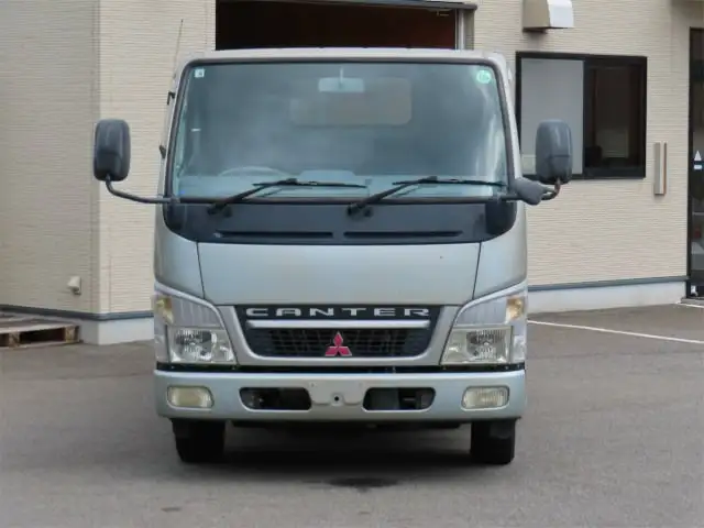 三菱 キャンター 小型 平ボディ PA-FE70DB H17の中古トラック画像2