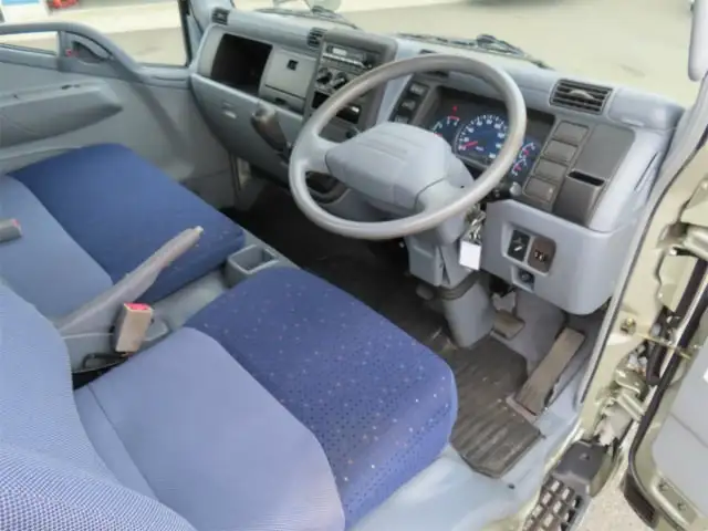 三菱 キャンター 小型 平ボディ PA-FE70DB H17の中古トラック画像12