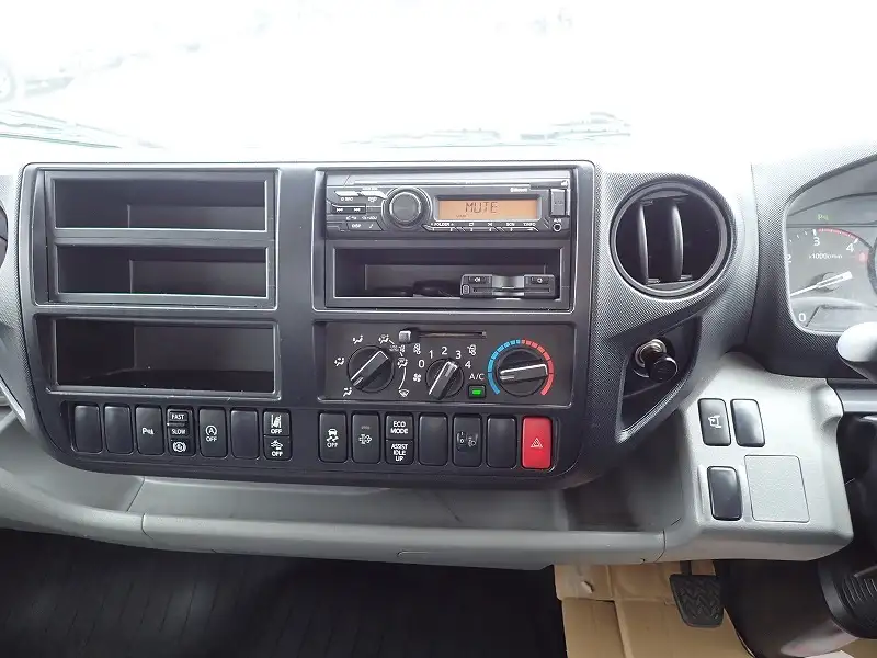 日野 デュトロ 小型 平ボディ 2RG-XZC710M R2の中古トラック画像12
