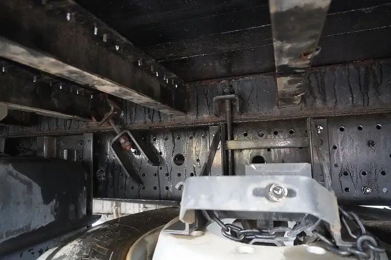 いすゞ フォワード 中型/増トン 車両重機運搬 ベッド カスタムの中古トラック画像像17