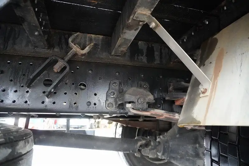 いすゞ フォワード 中型/増トン 車両重機運搬 ベッド カスタムの中古トラック画像18