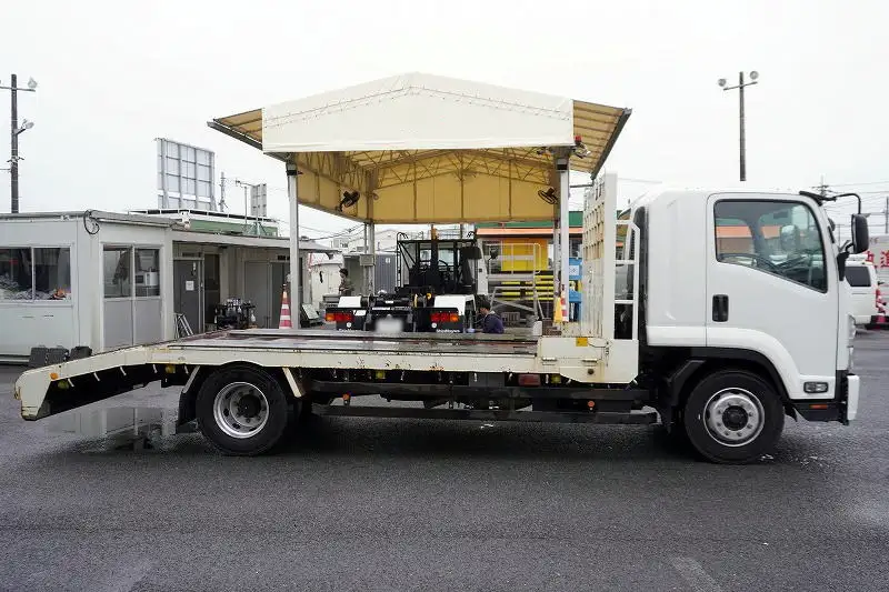 いすゞ フォワード 中型/増トン 車両重機運搬 ベッド カスタムの中古トラック画像2