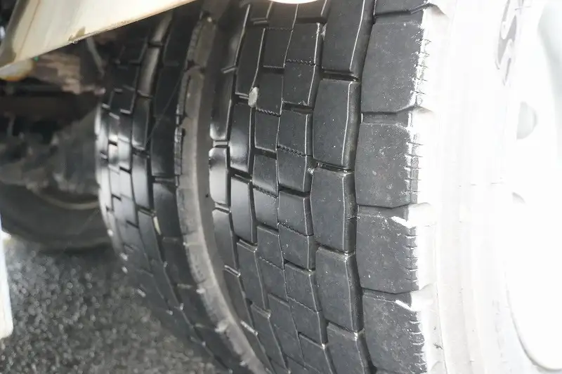 いすゞ フォワード 中型/増トン 車両重機運搬 ベッド カスタムの中古トラック画像20