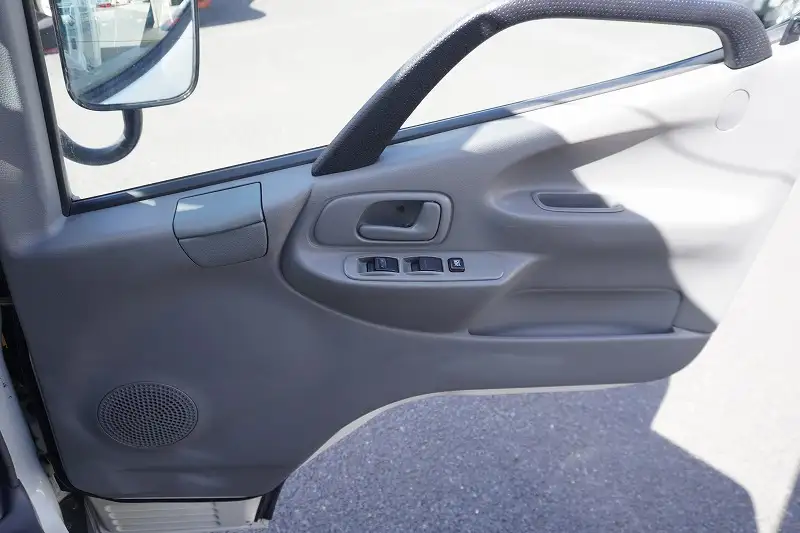 トヨタ トヨエース 小型 アルミバン パワーゲート サイドドアの中古トラック画像15