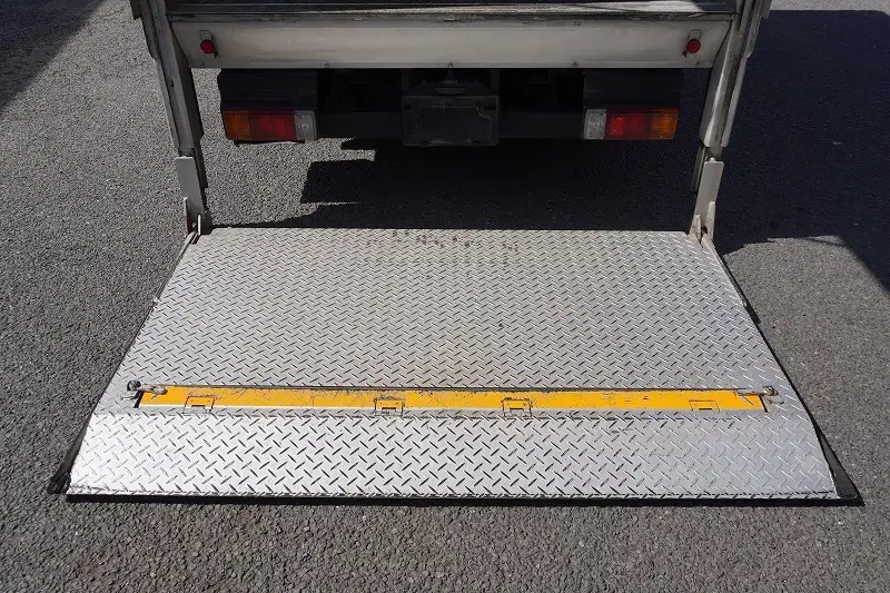 トヨタ トヨエース 小型 アルミバン パワーゲート サイドドアの中古トラック画像7