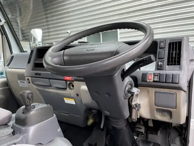 いすゞ エルフ 小型 平ボディ BKG-NHS85A H22の中古トラック画像12