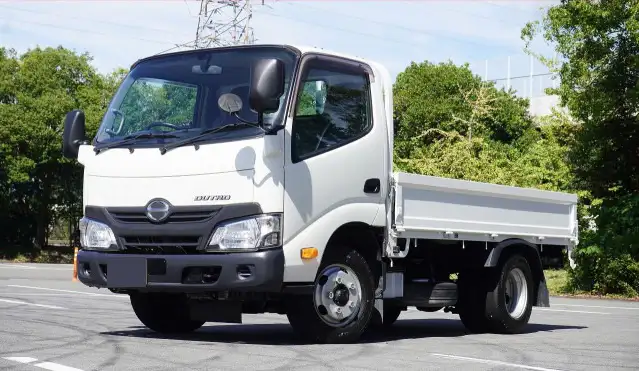日野 デュトロ 小型 平ボディ TKG-XZU605M H29 の中古トラック【車両No.197801】