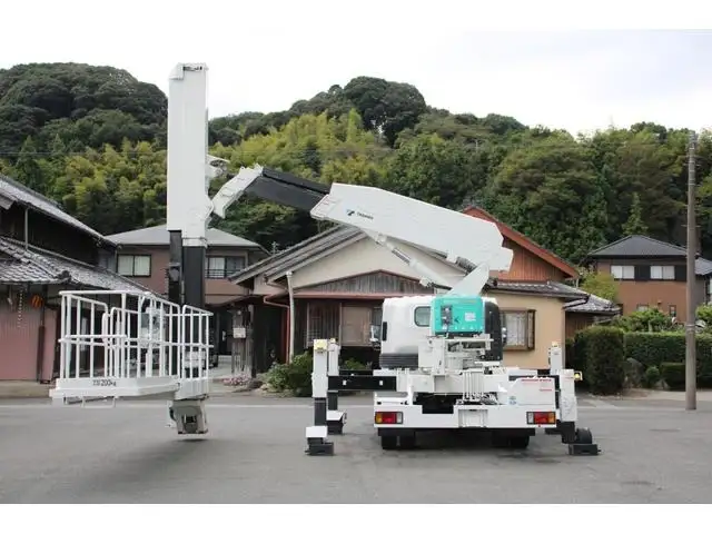 いすゞ エルフ 小型 高所・建柱車 高所作業車 の中古トラック画像4