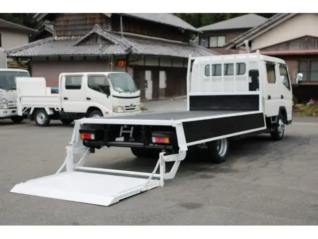 三菱 キャンター 小型 平ボディ Wキャブ パワーゲートの中古トラック画像5