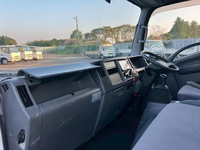 いすゞ エルフ 小型 平ボディ  H28の中古トラック画像9