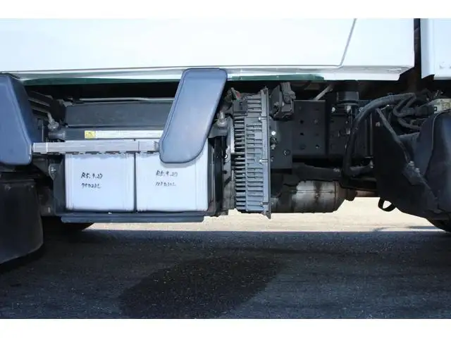 三菱 キャンター 小型 平ボディ Wキャブ パワーゲートの中古トラック画像15