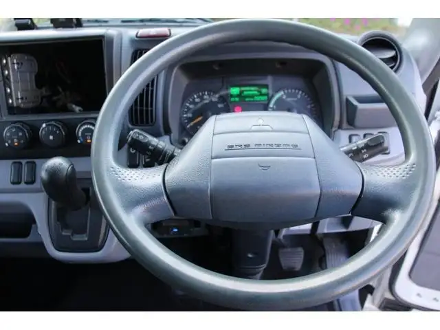 三菱 キャンター 小型 平ボディ Wキャブ パワーゲートの中古トラック画像9