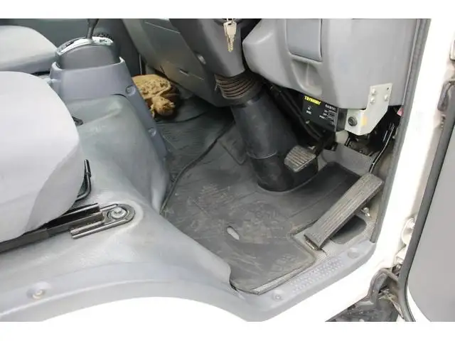 いすゞ エルフ 小型 アルミバン ボトルカー サイドドアの中古トラック画像14