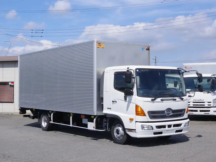 日野 レンジャー 中型/増トン アルミバン パワーゲート サイドドアの中古トラック画像2