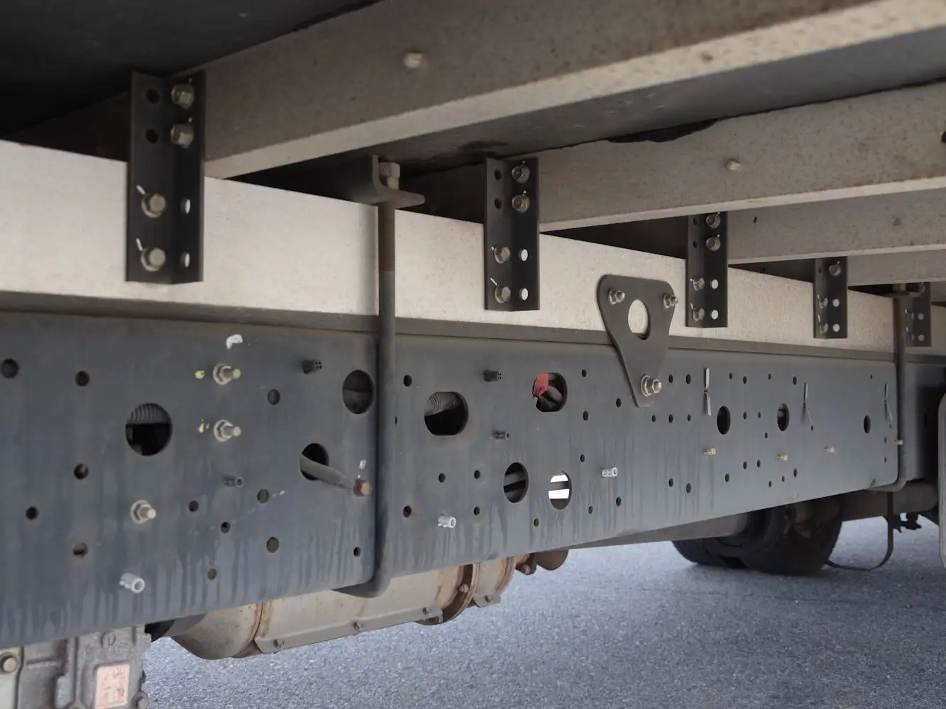 日野 レンジャー 中型/増トン アルミバン パワーゲート サイドドアの中古トラック画像像17