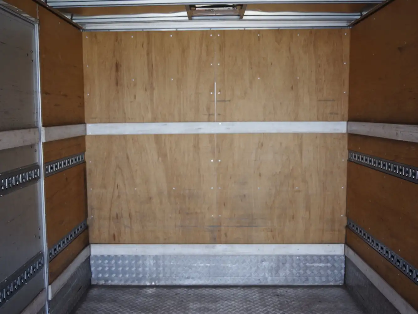 日野 レンジャー 中型/増トン アルミバン パワーゲート サイドドアの中古トラック画像7