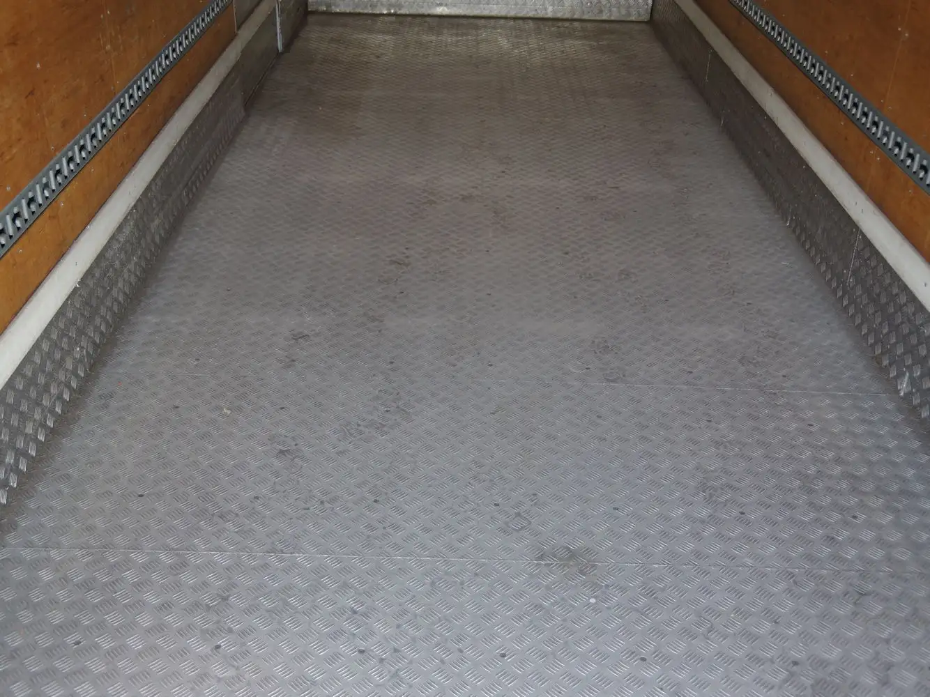 日野 レンジャー 中型/増トン アルミバン パワーゲート サイドドアの中古トラック画像8