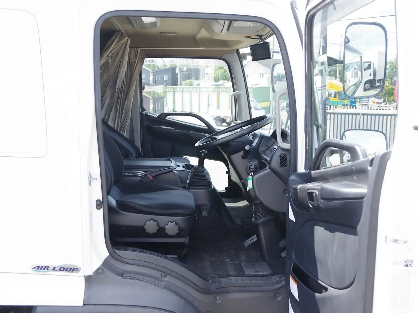 日野 レンジャー 中型/増トン アルミバン パワーゲート サイドドアの中古トラック画像13