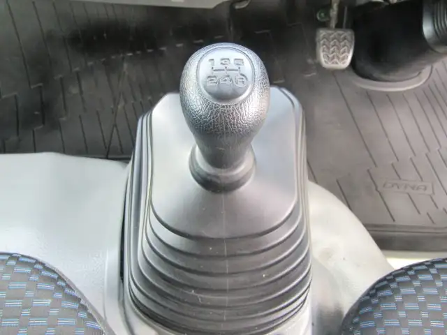 トヨタ ダイナ 小型 平ボディ Wキャブ 2PG-GDY281の中古トラック画像14