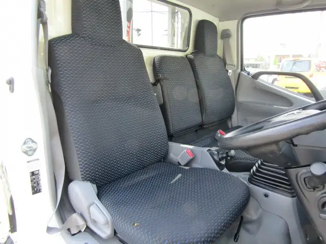 トヨタ ダイナ 小型 平ボディ 床鉄板 2RG-XZC605の中古トラック画像11