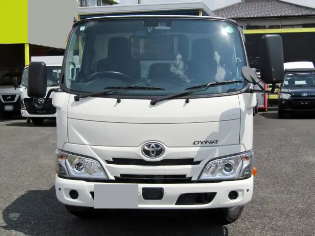 トヨタ ダイナ 小型 平ボディ 床鉄板 2RG-XZC605の中古トラック画像2