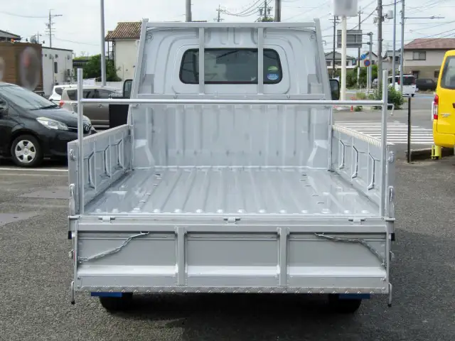トヨタ タウンエース 小型 平ボディ 5BF-S413U R2の中古トラック画像5