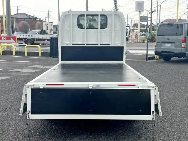 マツダ タイタン 小型 平ボディ 2RG-LJR88A R3の中古トラック画像6
