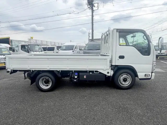 マツダ タイタン 小型 平ボディ 2RG-LJR88A R3の中古トラック画像3