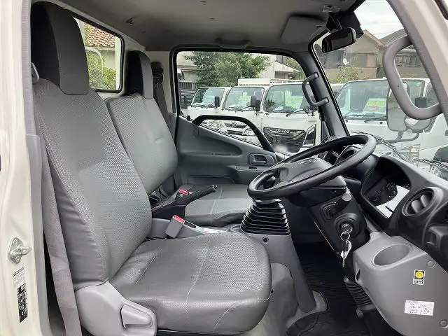 トヨタ ダイナ 小型 平ボディ 3BF-TRY230 R4の中古トラック画像10