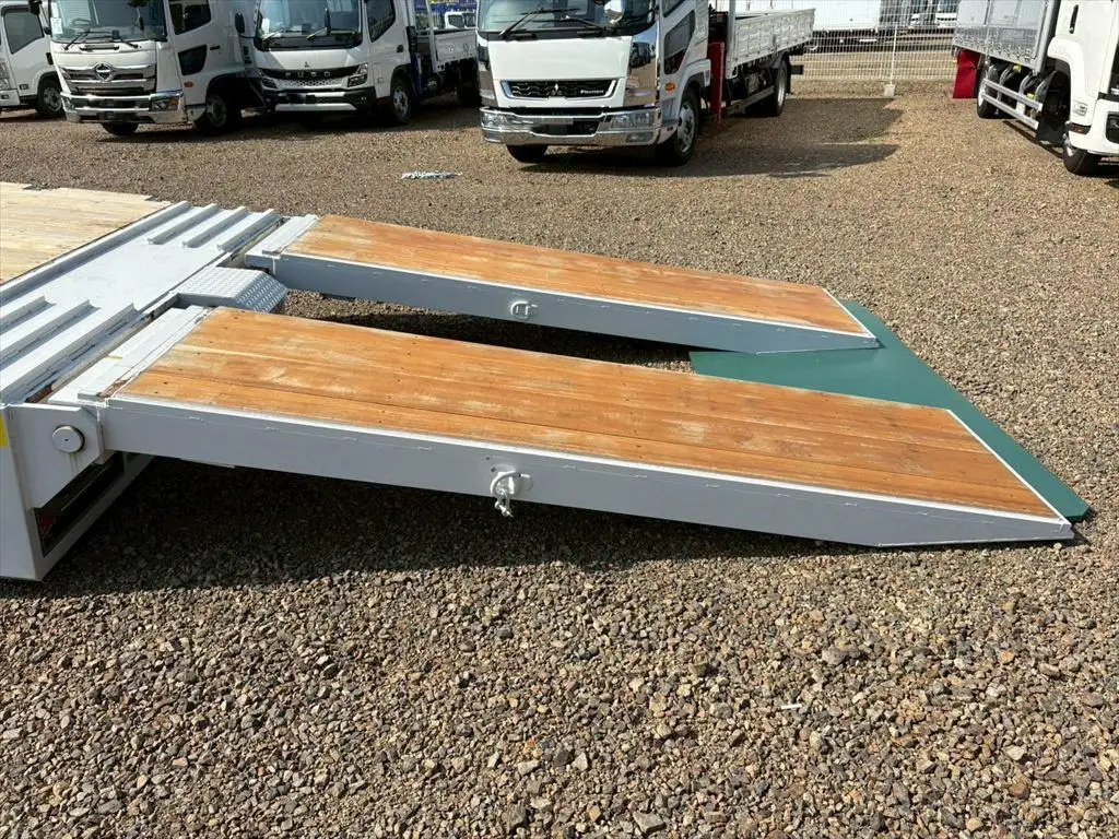 日野 プロフィア 大型 車両重機運搬 4段クレーン ラジコンの中古トラック画像11