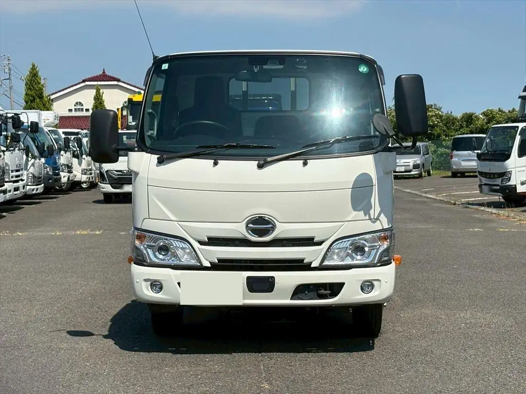日野 デュトロ 小型 平ボディ 2KG-XZC605M R6の中古トラック画像2