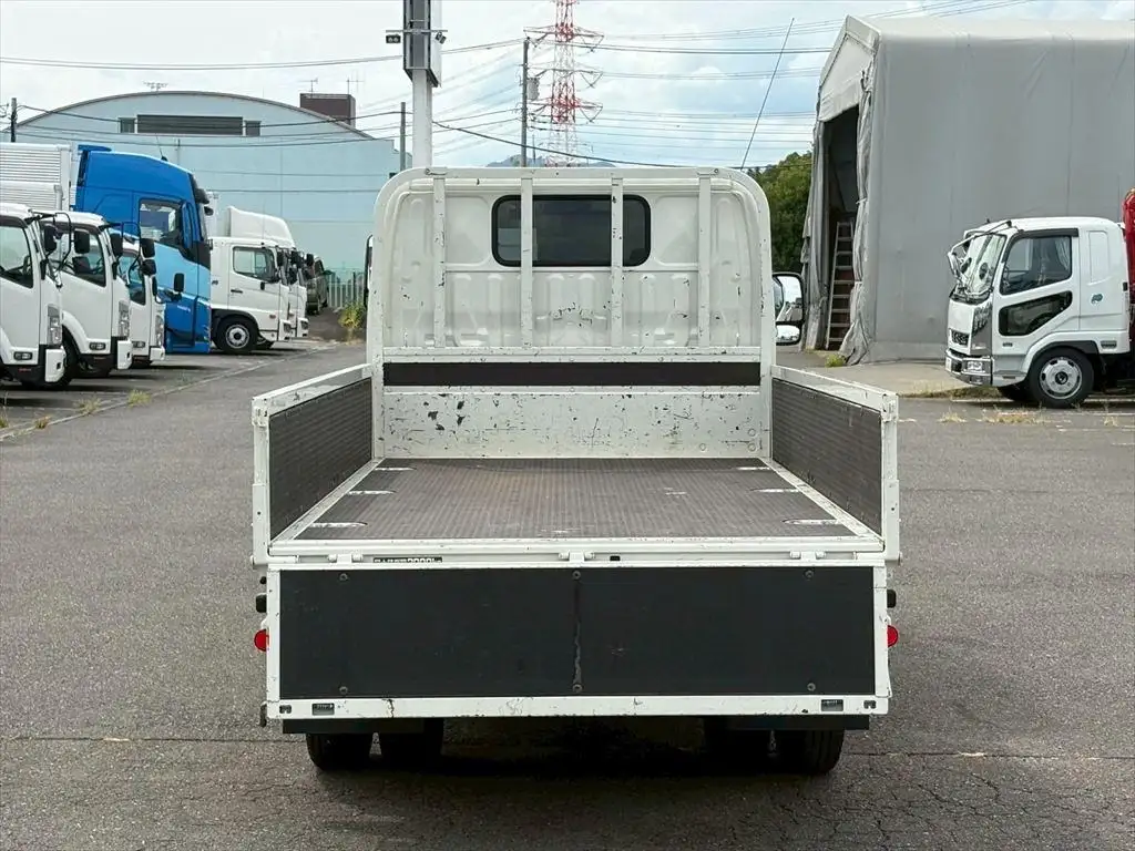 日野 デュトロ 小型 平ボディ 2KG-XZC605M R6の中古トラック画像7