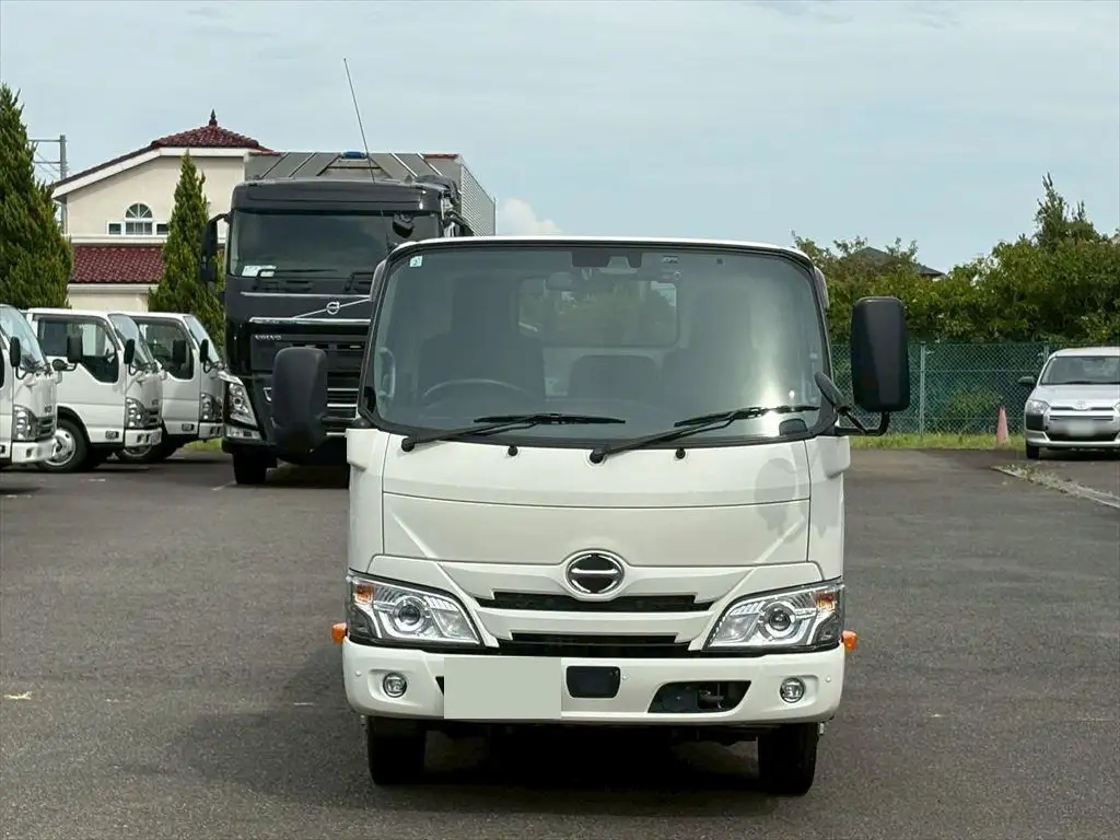 日野 デュトロ 小型 平ボディ 2KG-XZC605M R6の中古トラック画像2